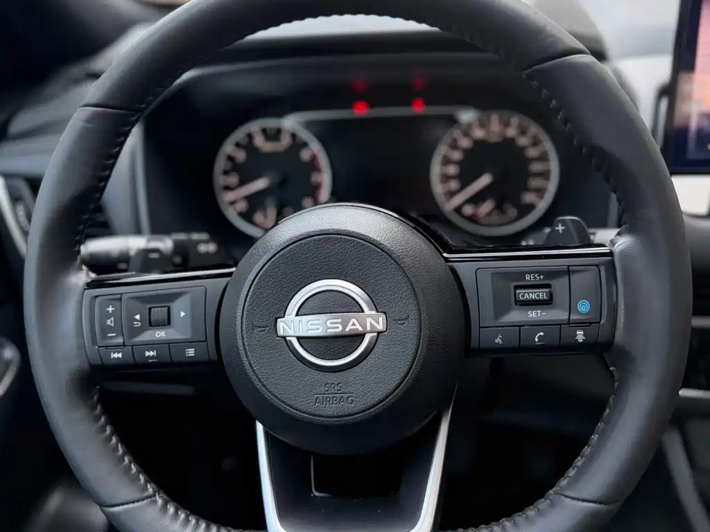 Nissan Qashqai — миниатюра 20