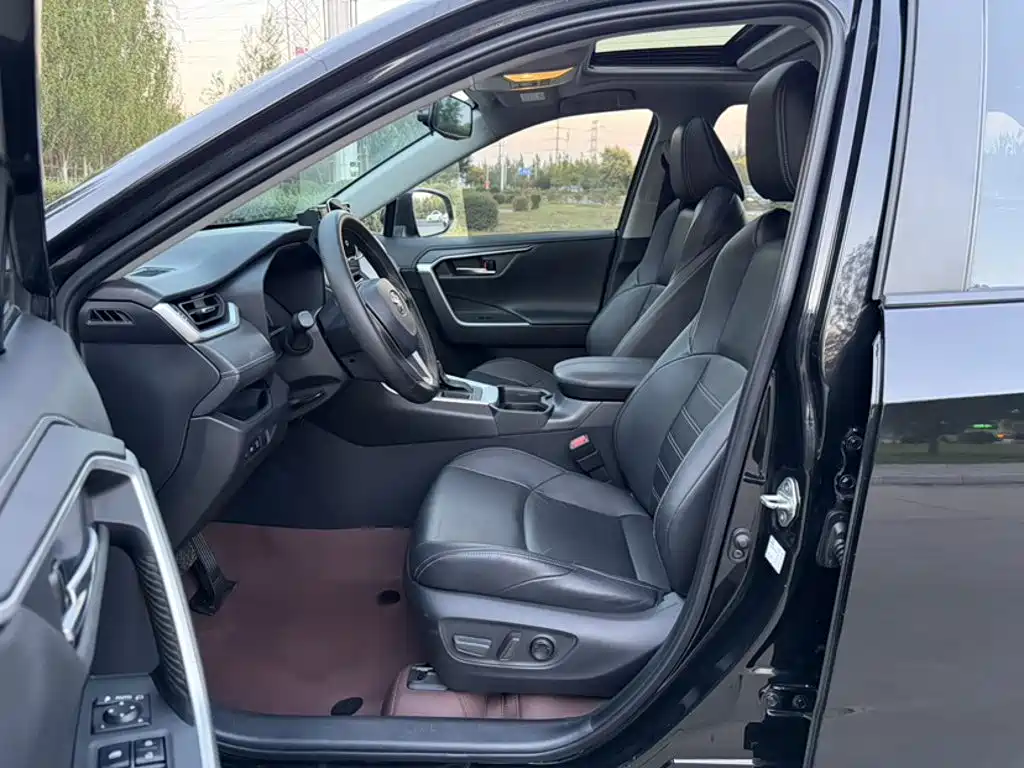 Toyota Wildlander — миниатюра 15