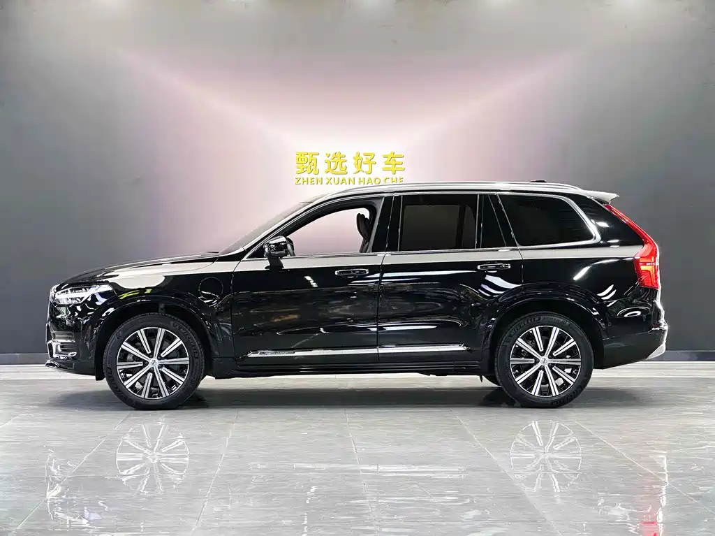 Volvo XC90 2022 E T8 Luxury 7 мест