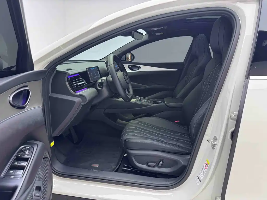 BYD Seal 06 — миниатюра 8