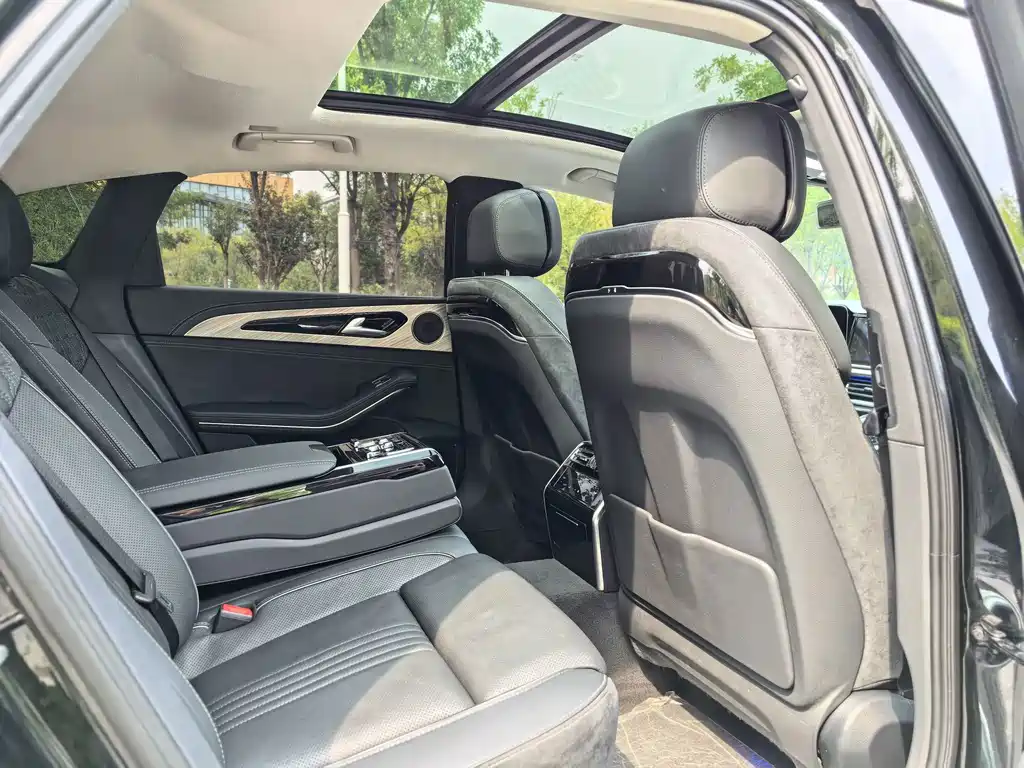 Hongqi Hongqi H9 — миниатюра 14