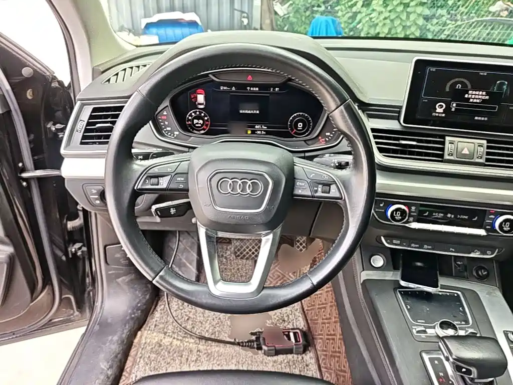 Audi Q5L — миниатюра 11