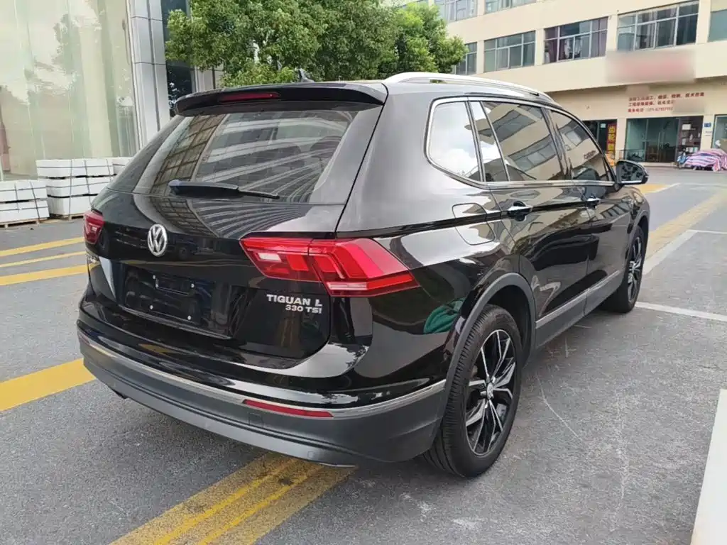 Volkswagen Tiguan L — миниатюра 7
