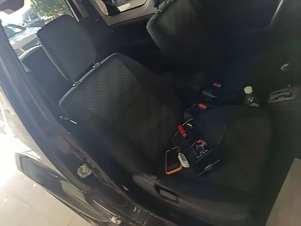 Suzuki Jimny — миниатюра 25