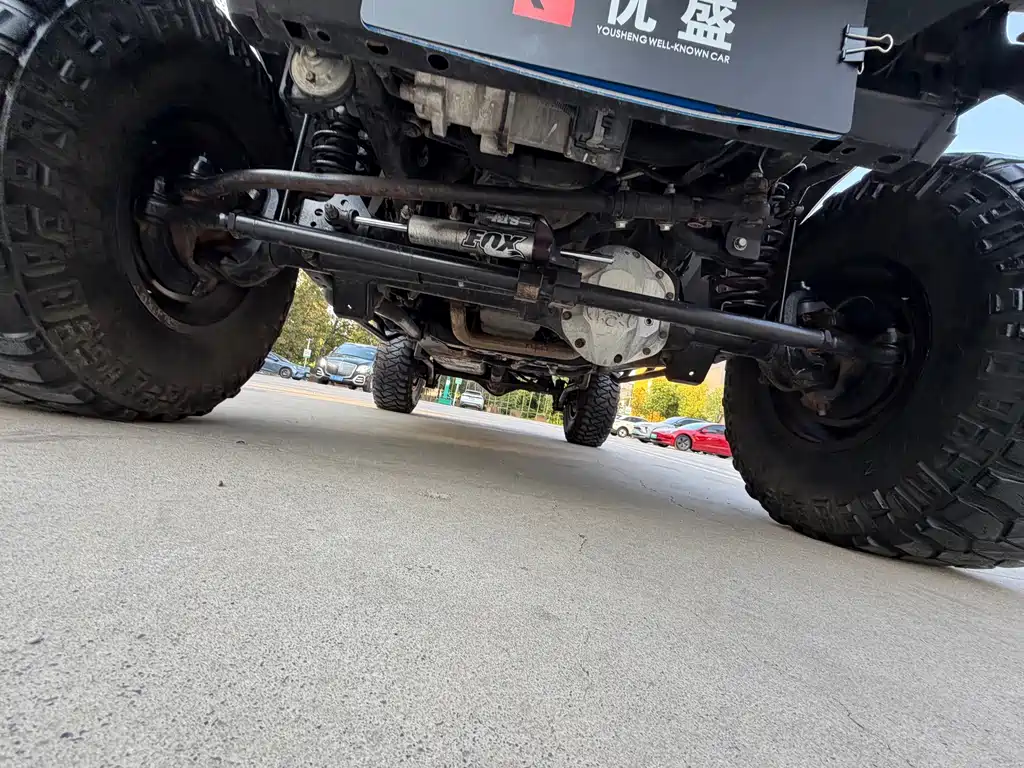 Jeep Wrangler — миниатюра 32