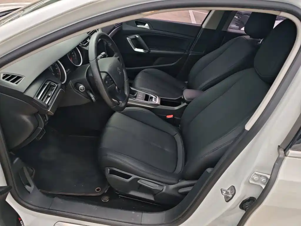 Peugeot 408 — миниатюра 15