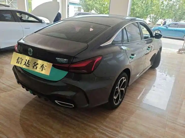 MG MG5 — миниатюра 2
