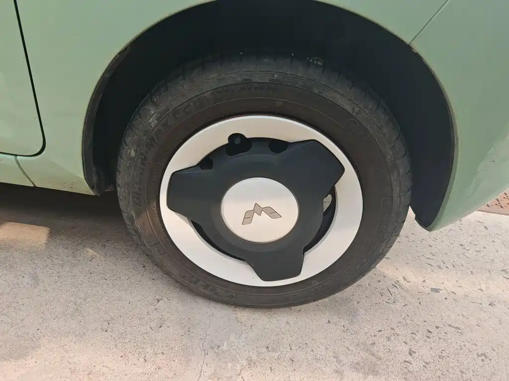 Wuling MINIEV — миниатюра 25
