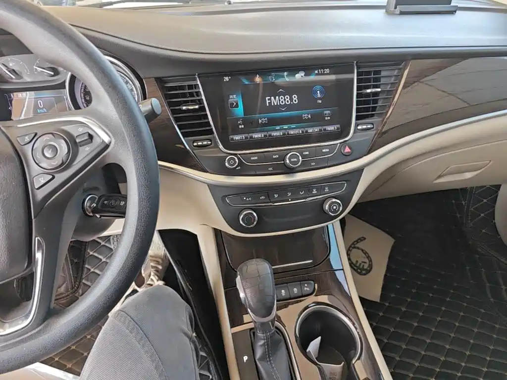 Buick Verano — миниатюра 13