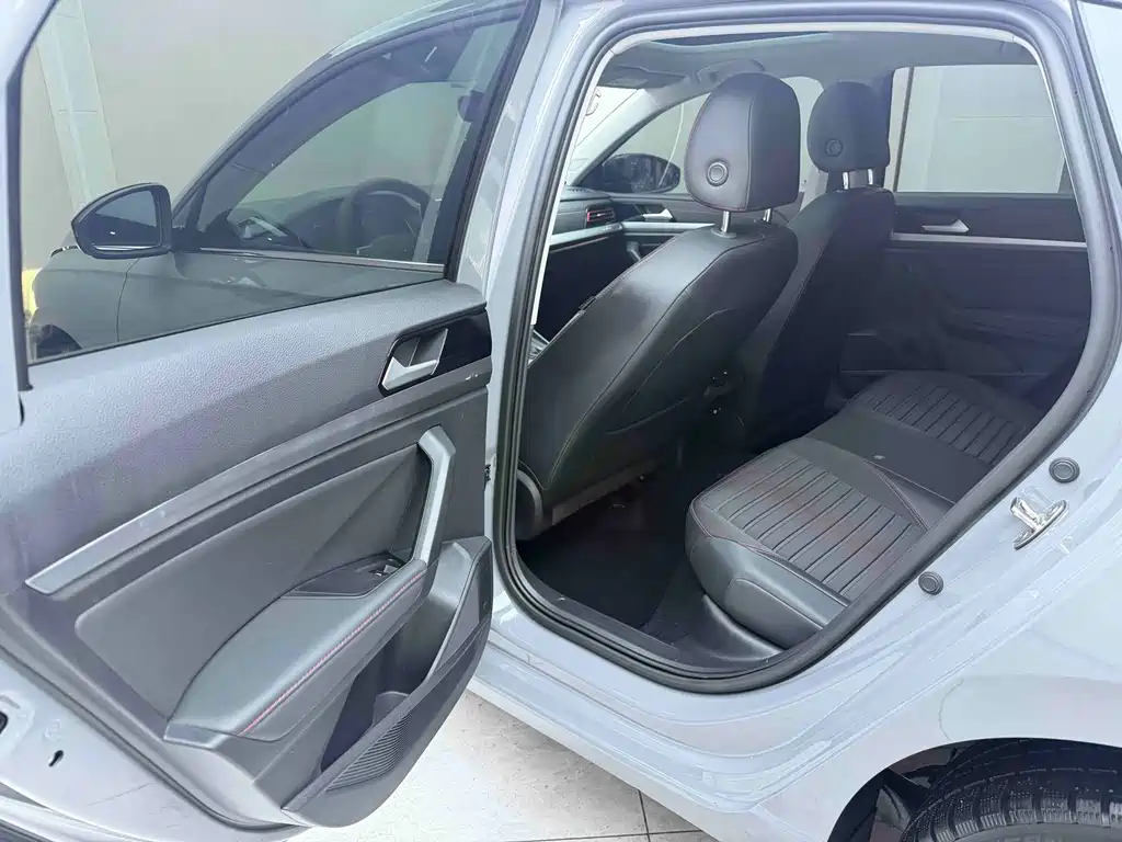 Volkswagen Lavida — миниатюра 15