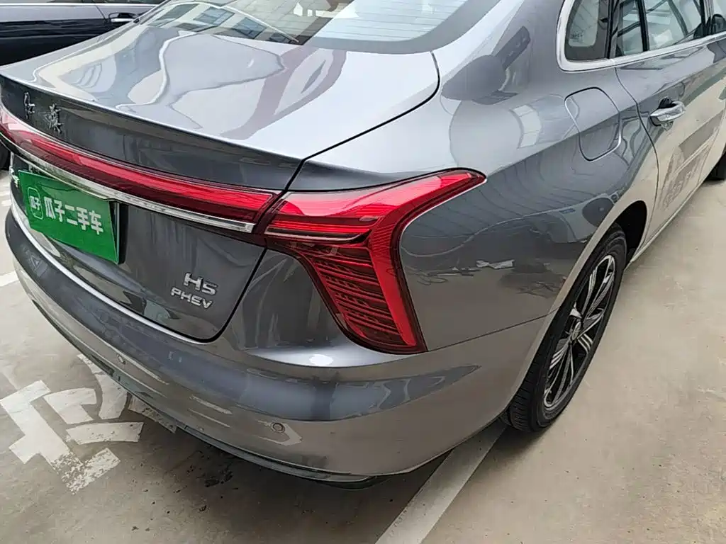 Hongqi Hongqi H5 PHEV — миниатюра 8