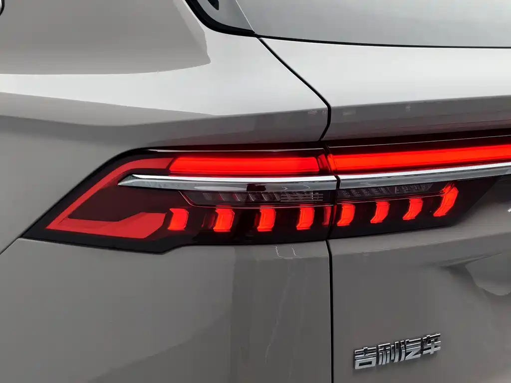Geely Xingyue L — миниатюра 9