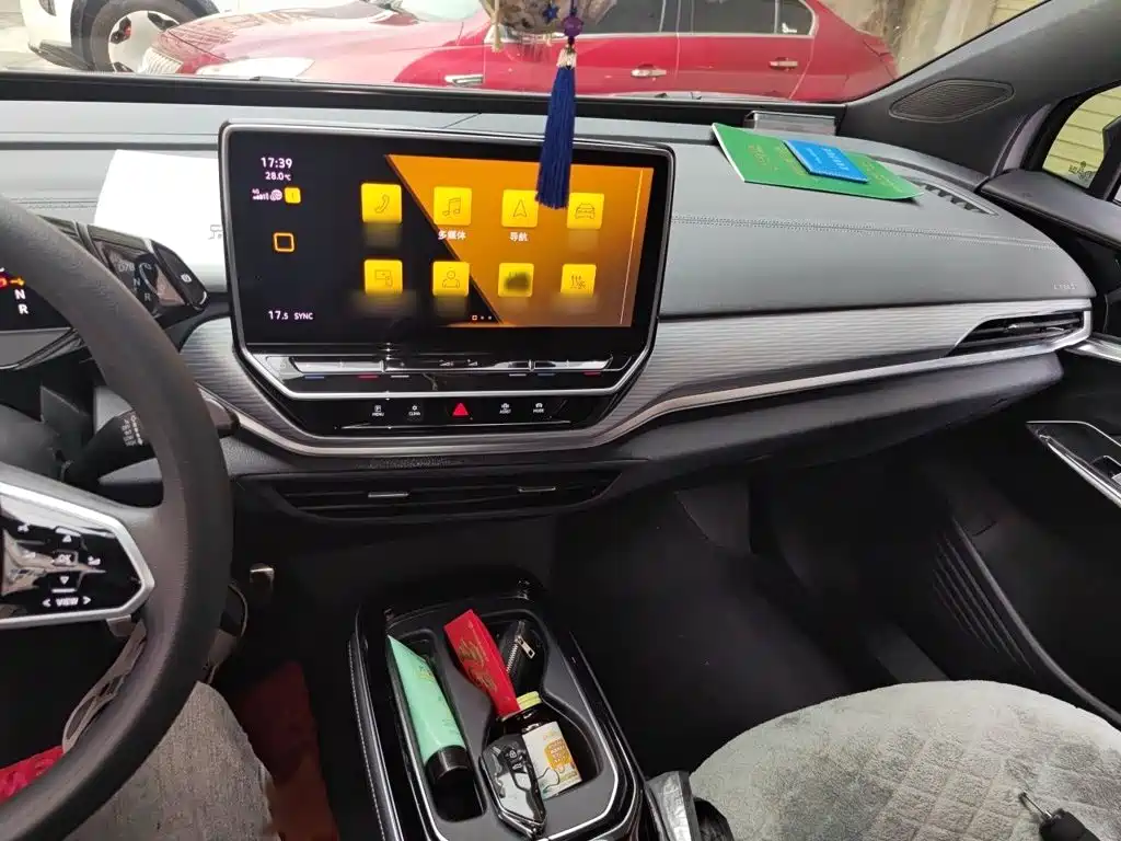 Volkswagen ID.4 Crozz — миниатюра 6