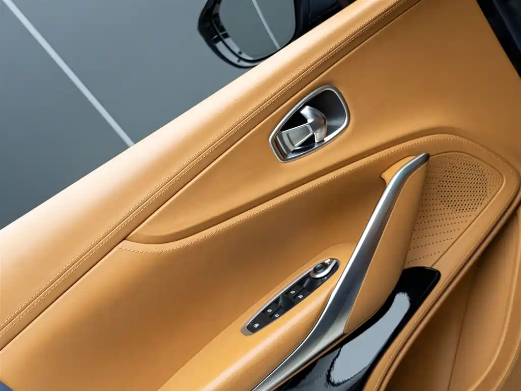 Aston Martin DBX 2024 4.0T V8