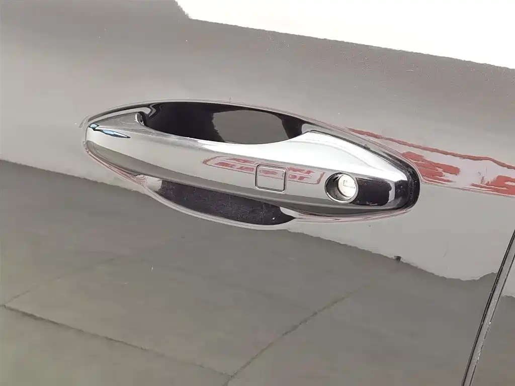 WEI PAI WEI BRAND VV5