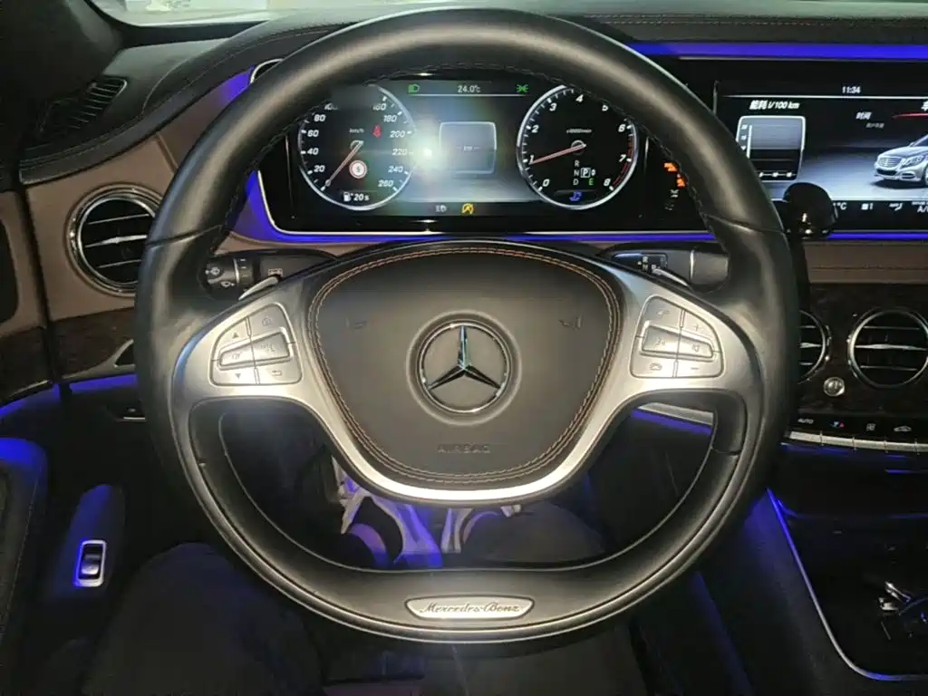 Mercedes-Benz S-Class — миниатюра 11