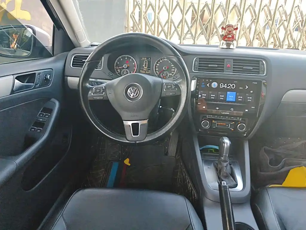 Volkswagen Sagitar — миниатюра 13