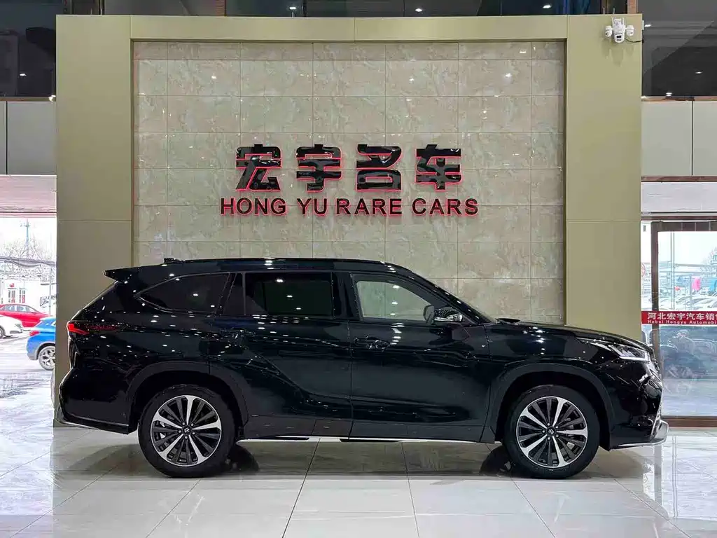 Toyota Crown Kluger 2026 2.5L HEV Luxury