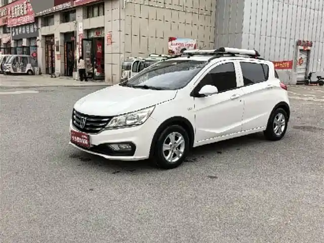 baojun 310
