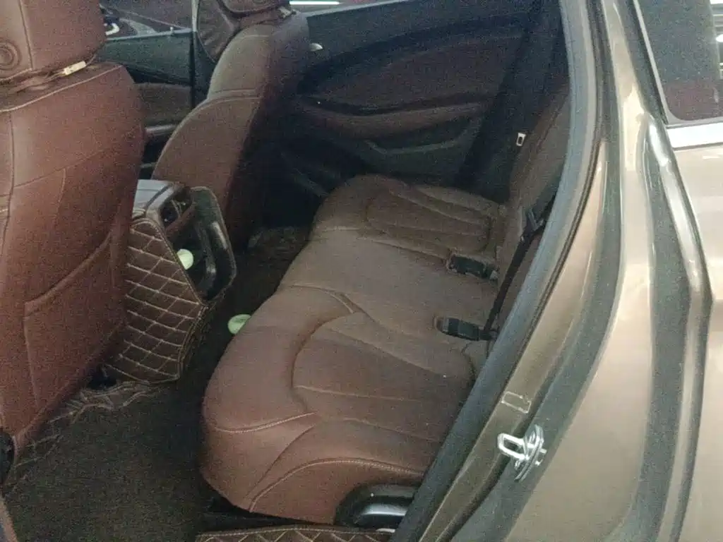 Buick Envision Plus — миниатюра 17