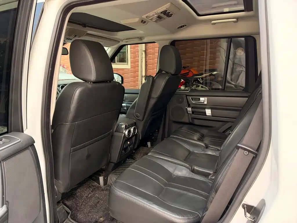 Land Rover Discovery — миниатюра 5