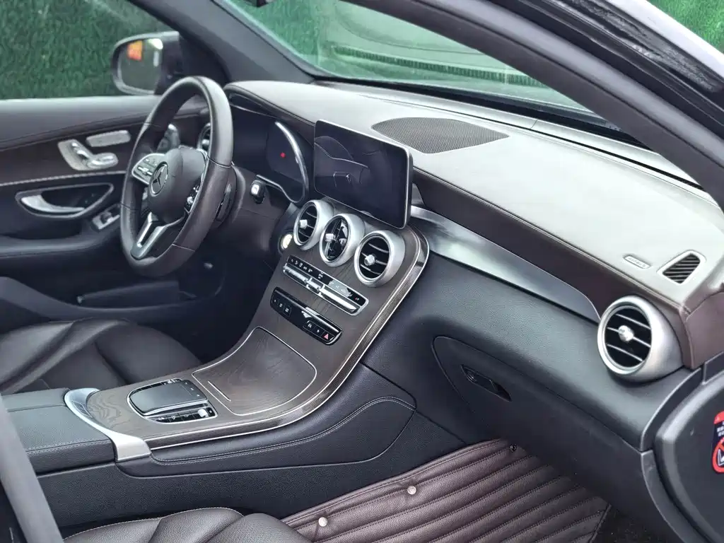 Mercedes-Benz GLC — миниатюра 5