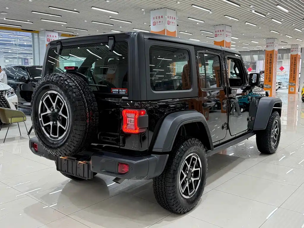Jeep Wrangler — миниатюра 6