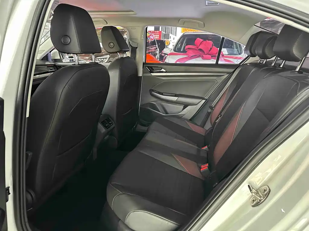 Volkswagen Bora 2021 1.5L AT Elite Smart Connect