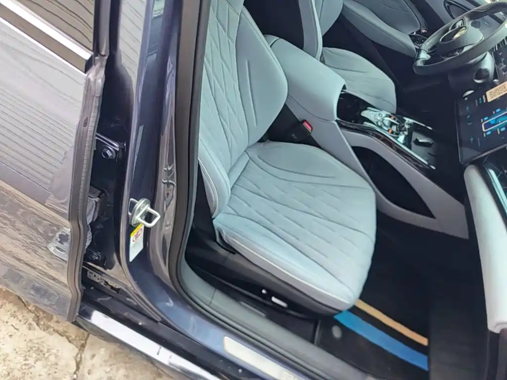 BYD Seal — миниатюра 25