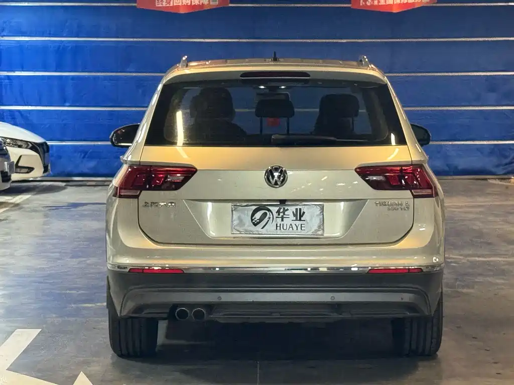 Volkswagen Tiguan L L 2019 330TSI AT Comfort VI