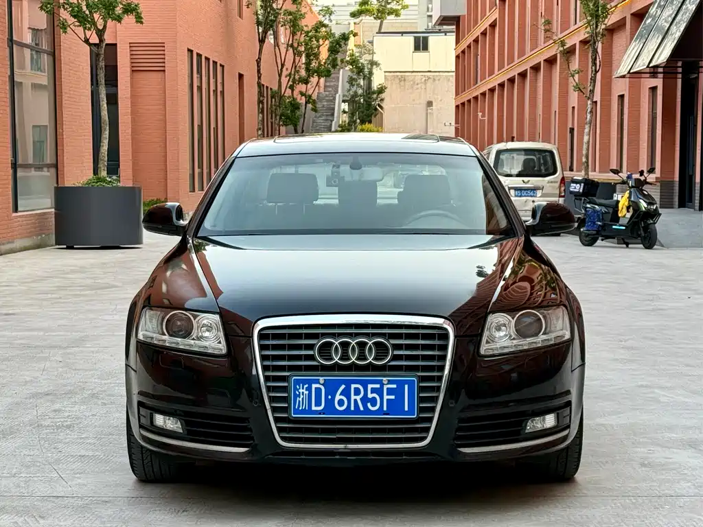 Audi A6L 2011 2.8 FSI Comfort
