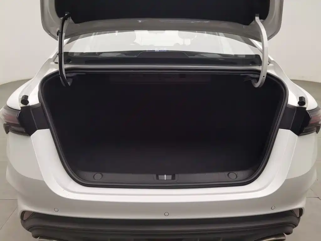 Geely Binrui — миниатюра 16