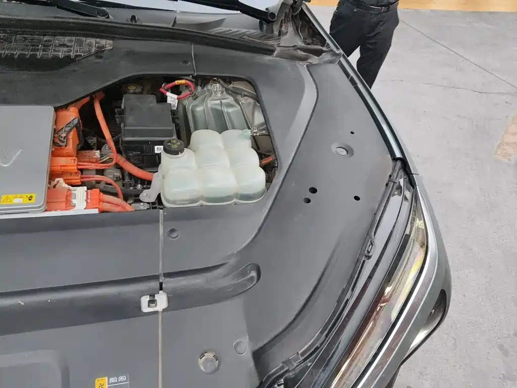 NIO EC6 — миниатюра 22