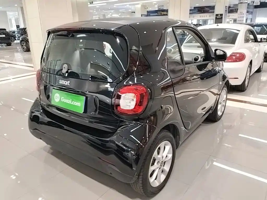 smart Smart Fortwo — миниатюра 7