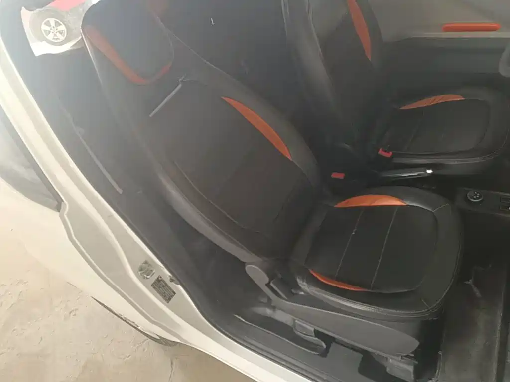 Wuling MINIEV — миниатюра 25
