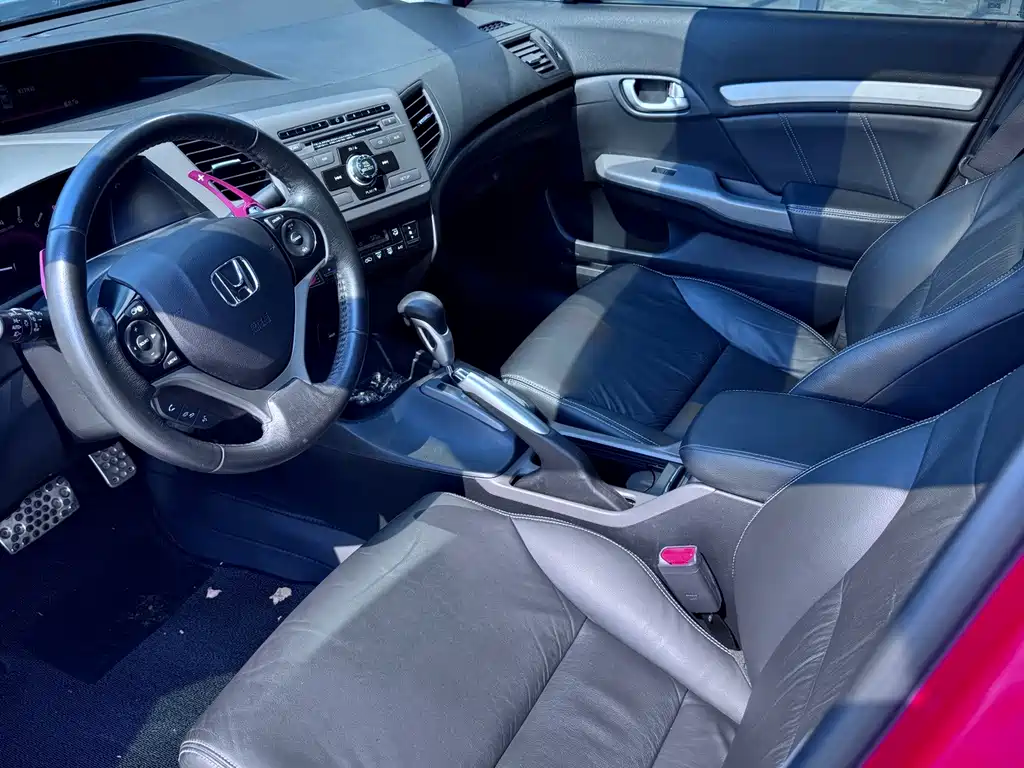 Honda Civic — миниатюра 10