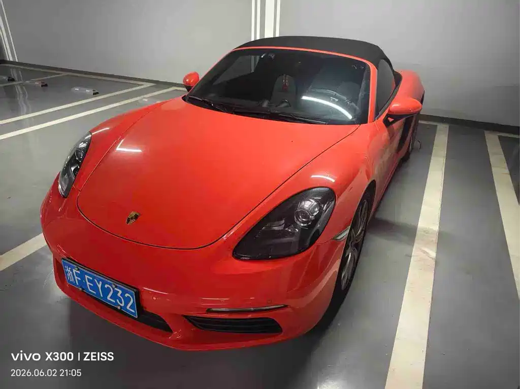 Купить Porsche 718