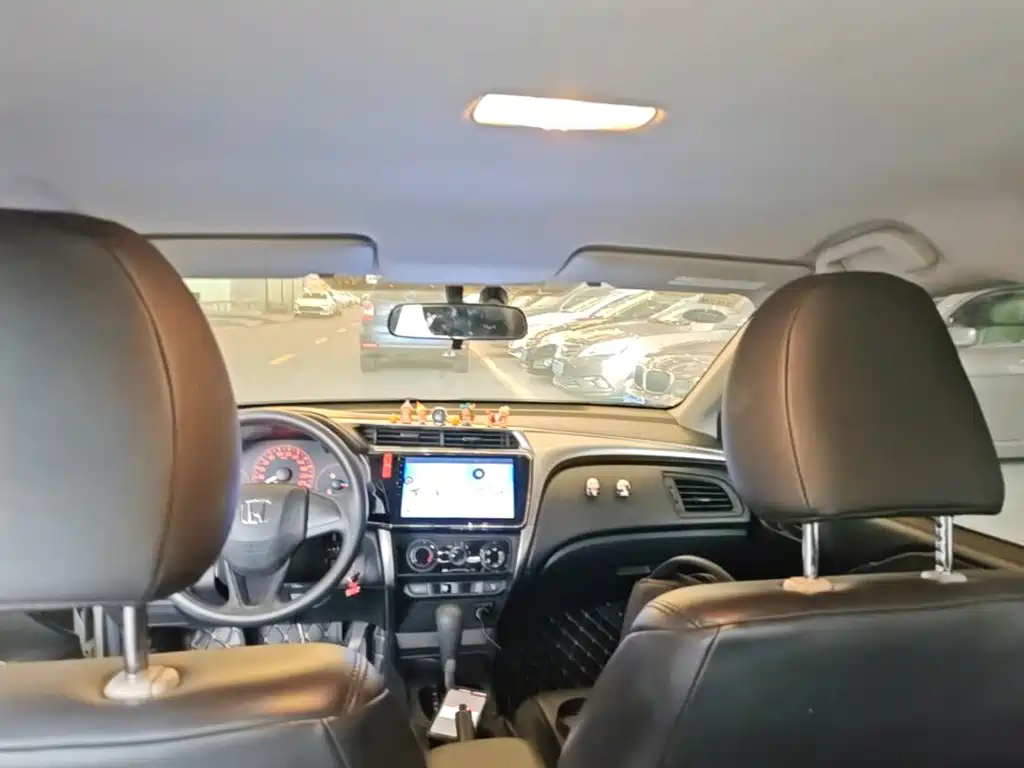 Honda City — миниатюра 18