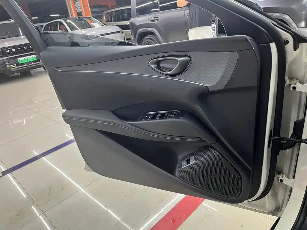 BYD Seals 06 DM-i версия для путешествий — миниатюра 14