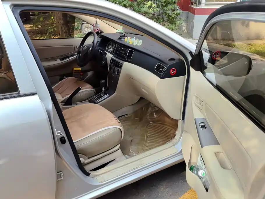 Toyota Corolla — миниатюра 8