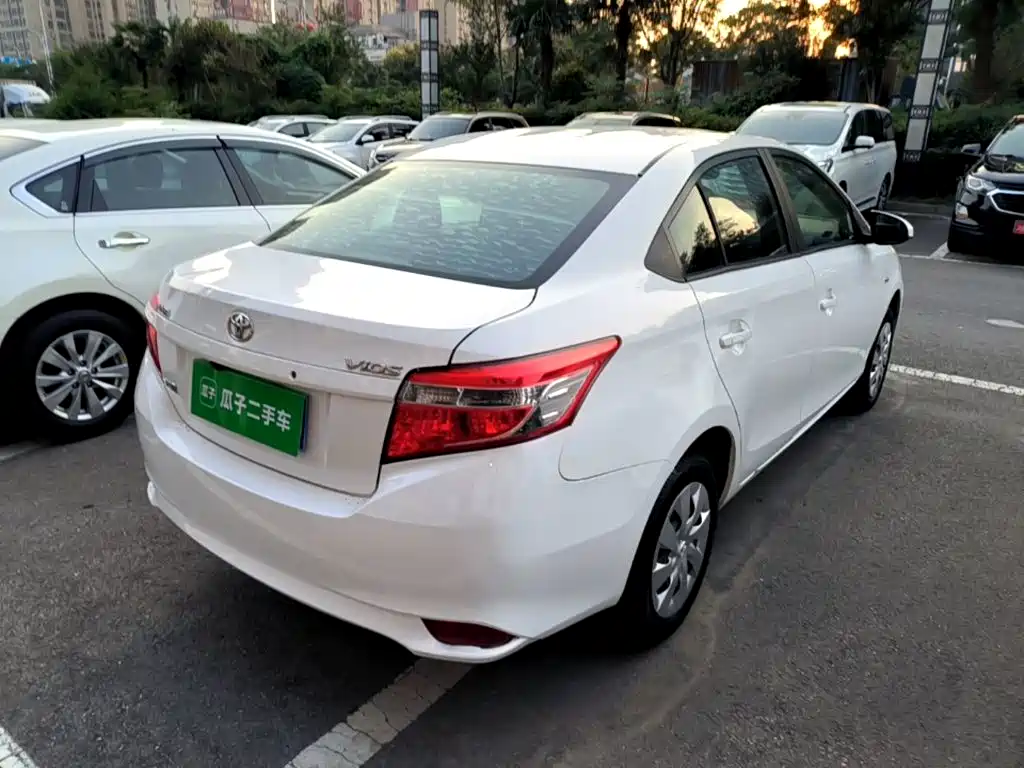 Toyota Vios — миниатюра 7