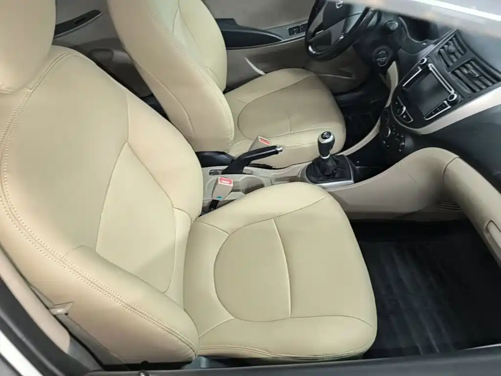 Hyundai Verna — миниатюра 25