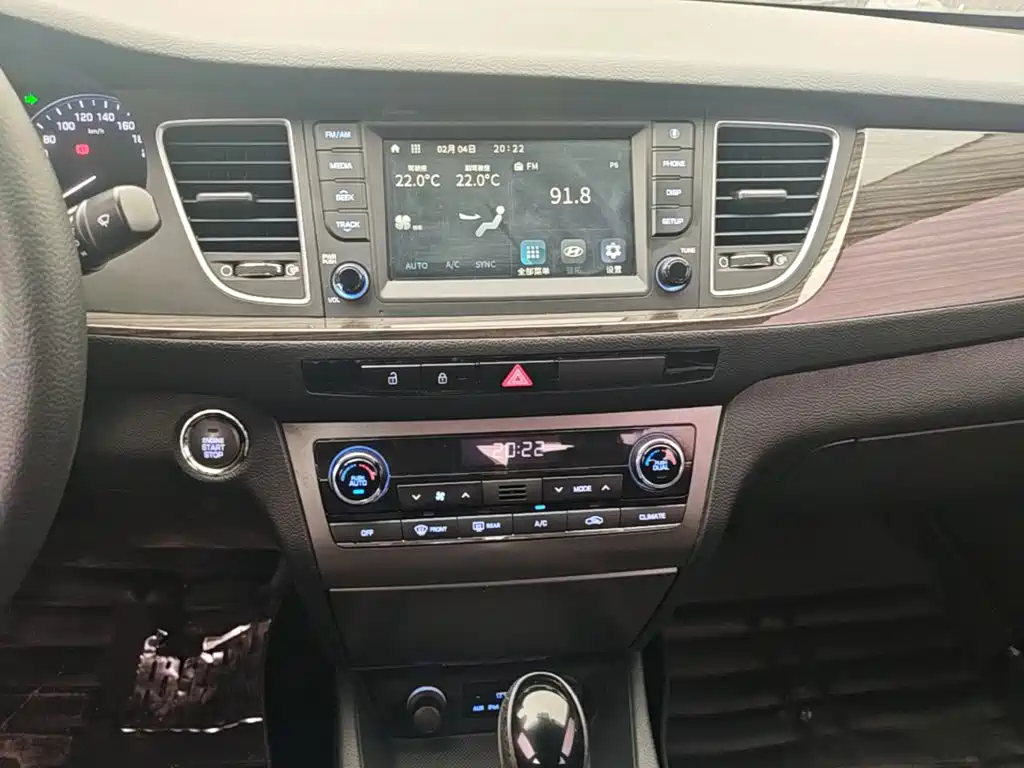 Hyundai Mistra — миниатюра 13