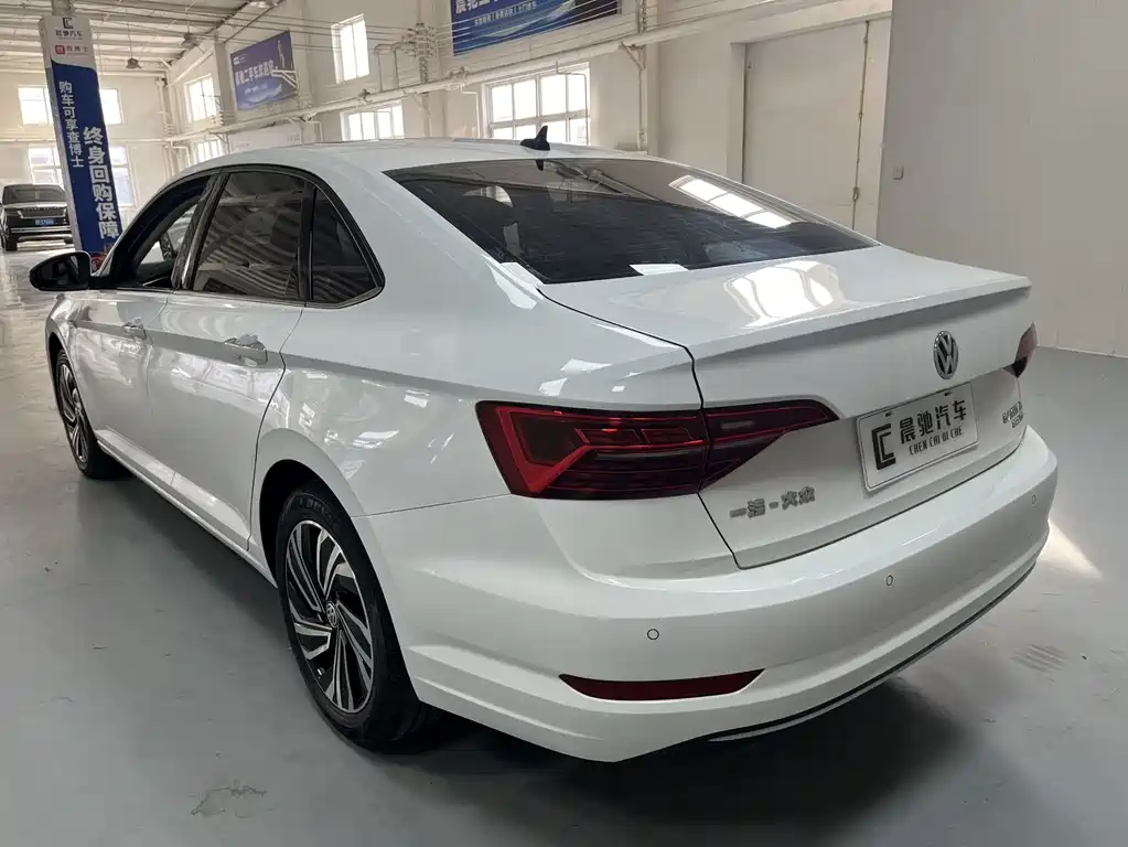 Volkswagen Sagitar — миниатюра 6