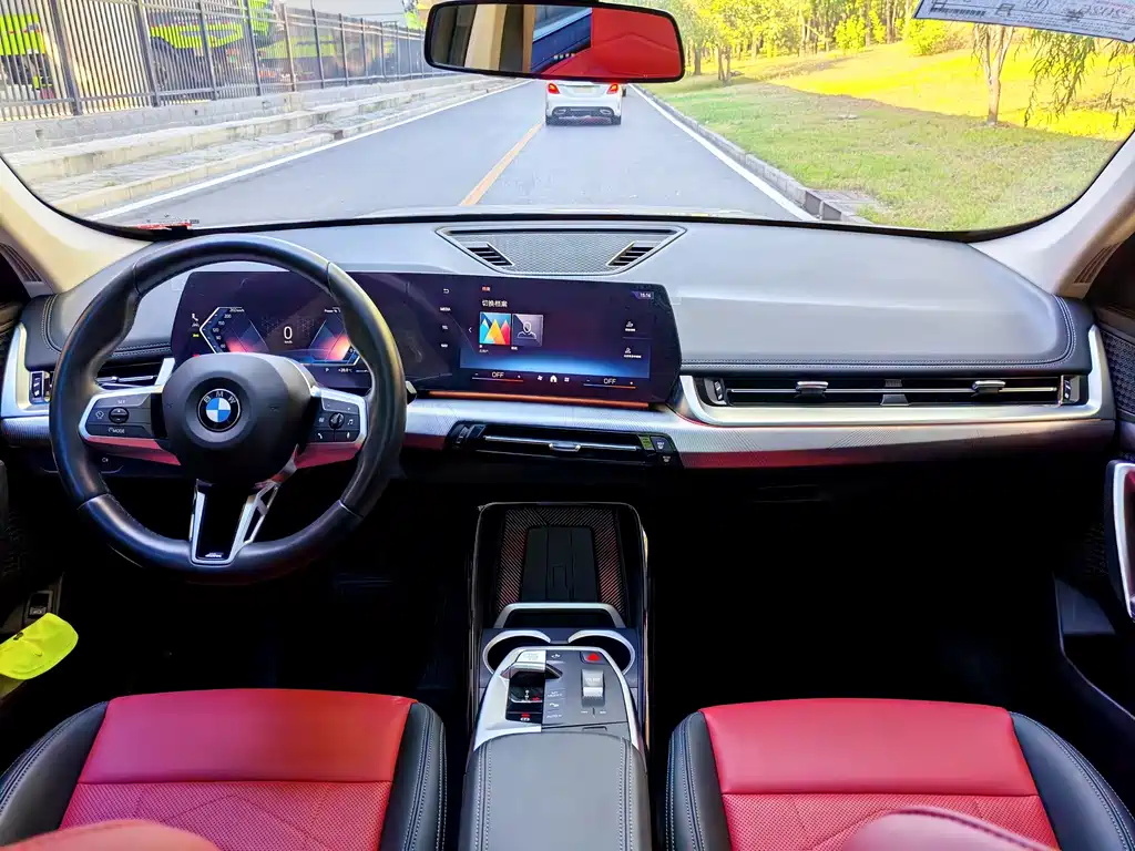 BMW X1 — миниатюра 9