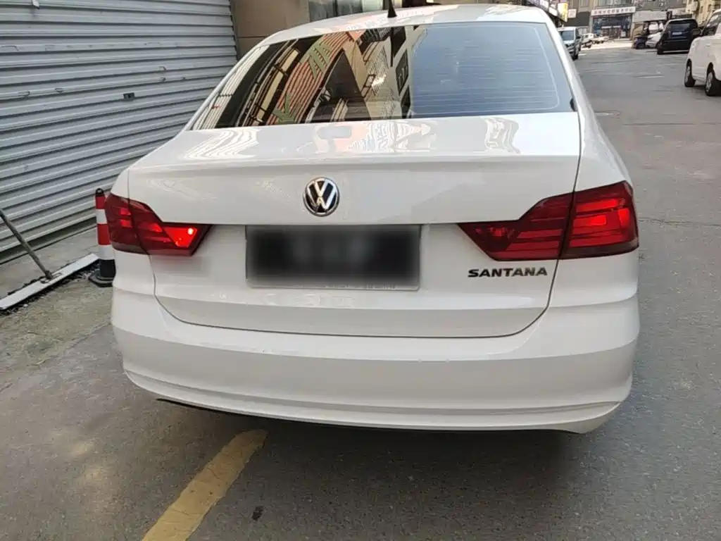 Volkswagen Santana — миниатюра 6