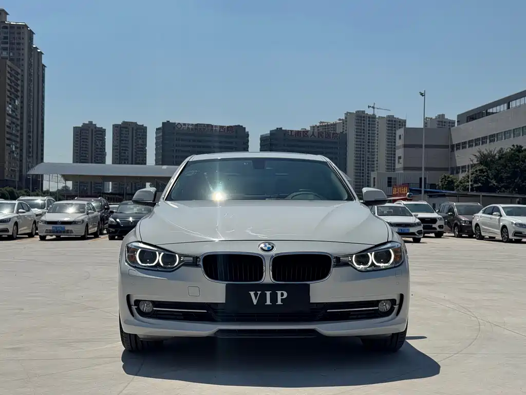 BMW 3 Series — миниатюра 2