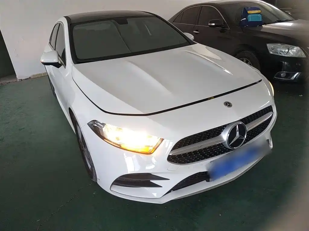 MERCEDES BENZ A CLASS
