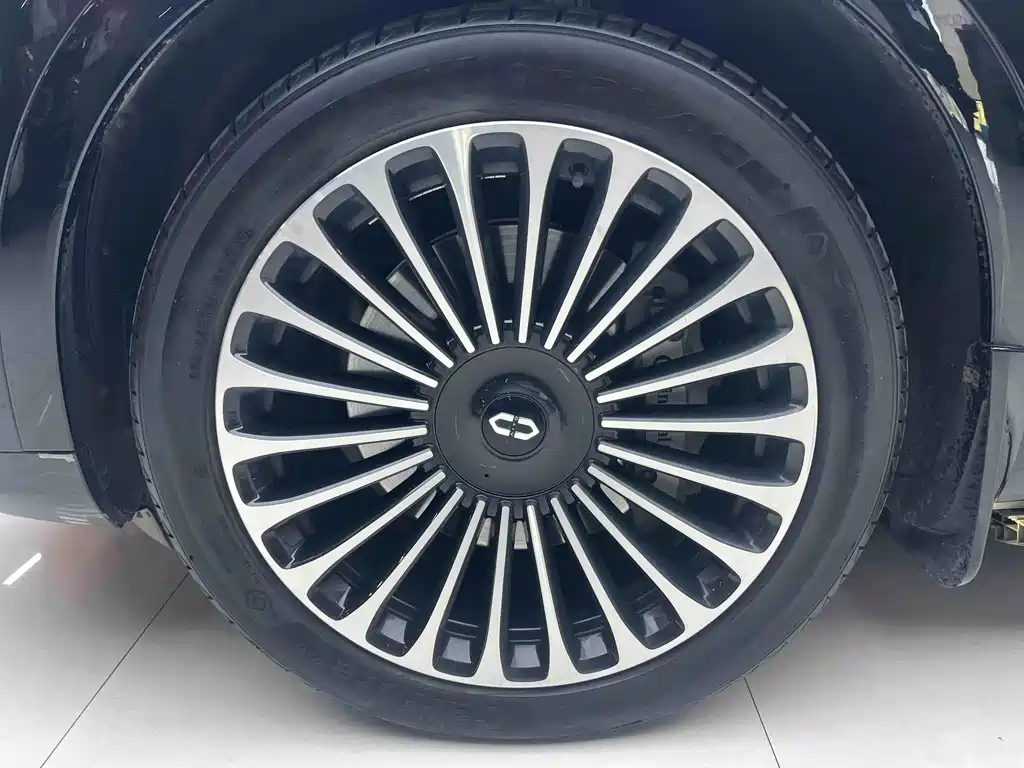 AITO AITO M9 — миниатюра 5
