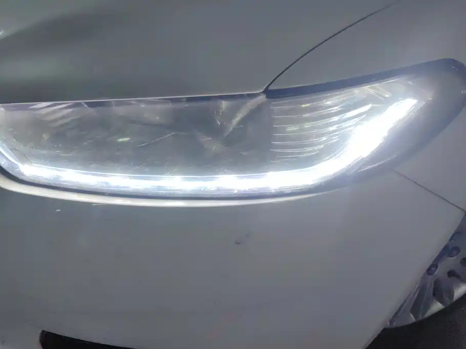 Ford Mondeo — миниатюра 5